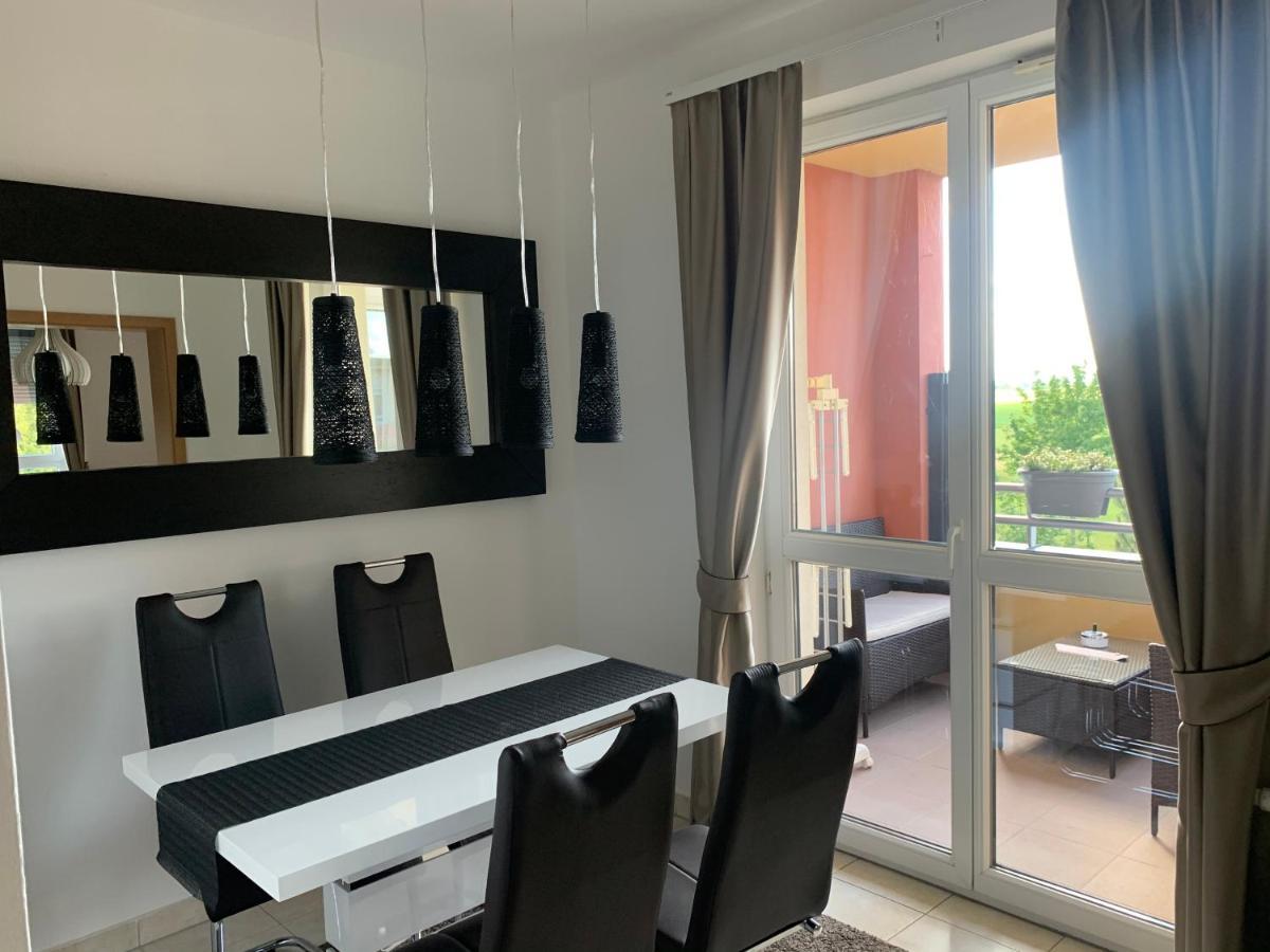Chance Apartman Buekfuerdo Luaran gambar