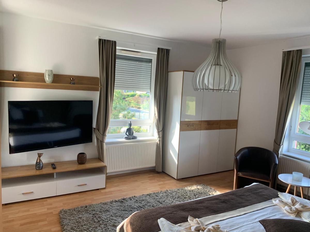 Chance Apartman Buekfuerdo Luaran gambar