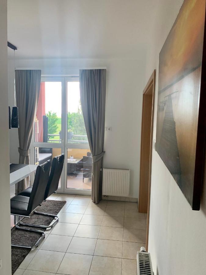 Chance Apartman Buekfuerdo Luaran gambar