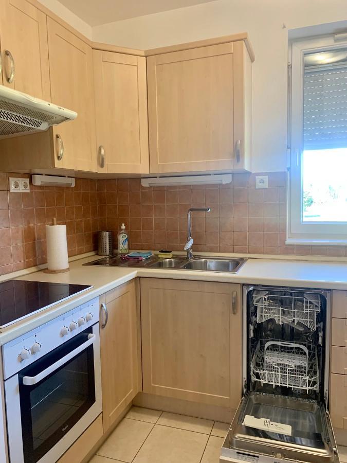 Chance Apartman Buekfuerdo Luaran gambar
