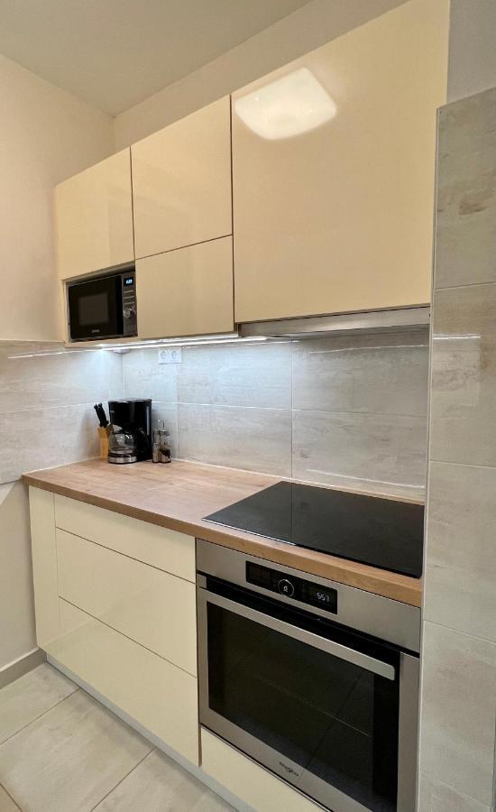 Chance Apartman Buekfuerdo Luaran gambar